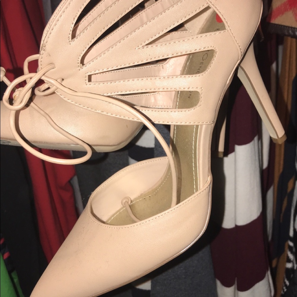 Butterfly toe point heels for sale